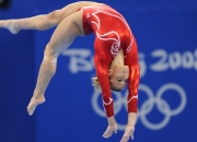 开云体育在线-王皓惊艳四座，葡萄牙队轻取波兰队展现团队艺术