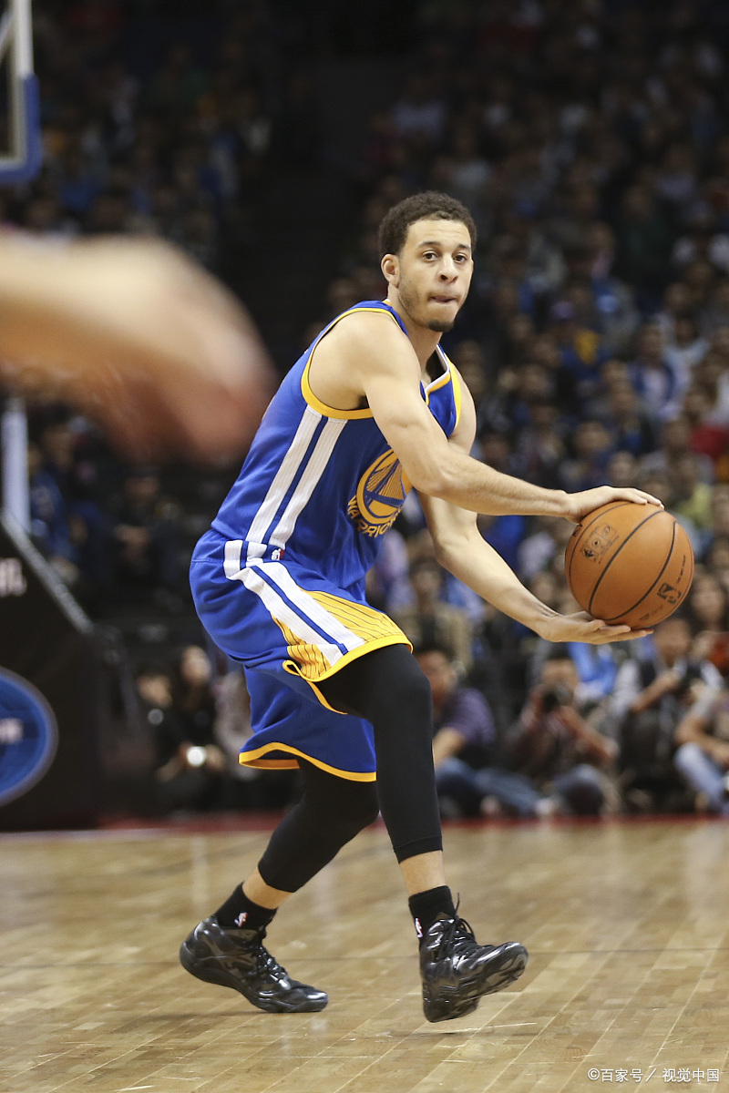 凯尔特人翻盘步行者，库里状态火热