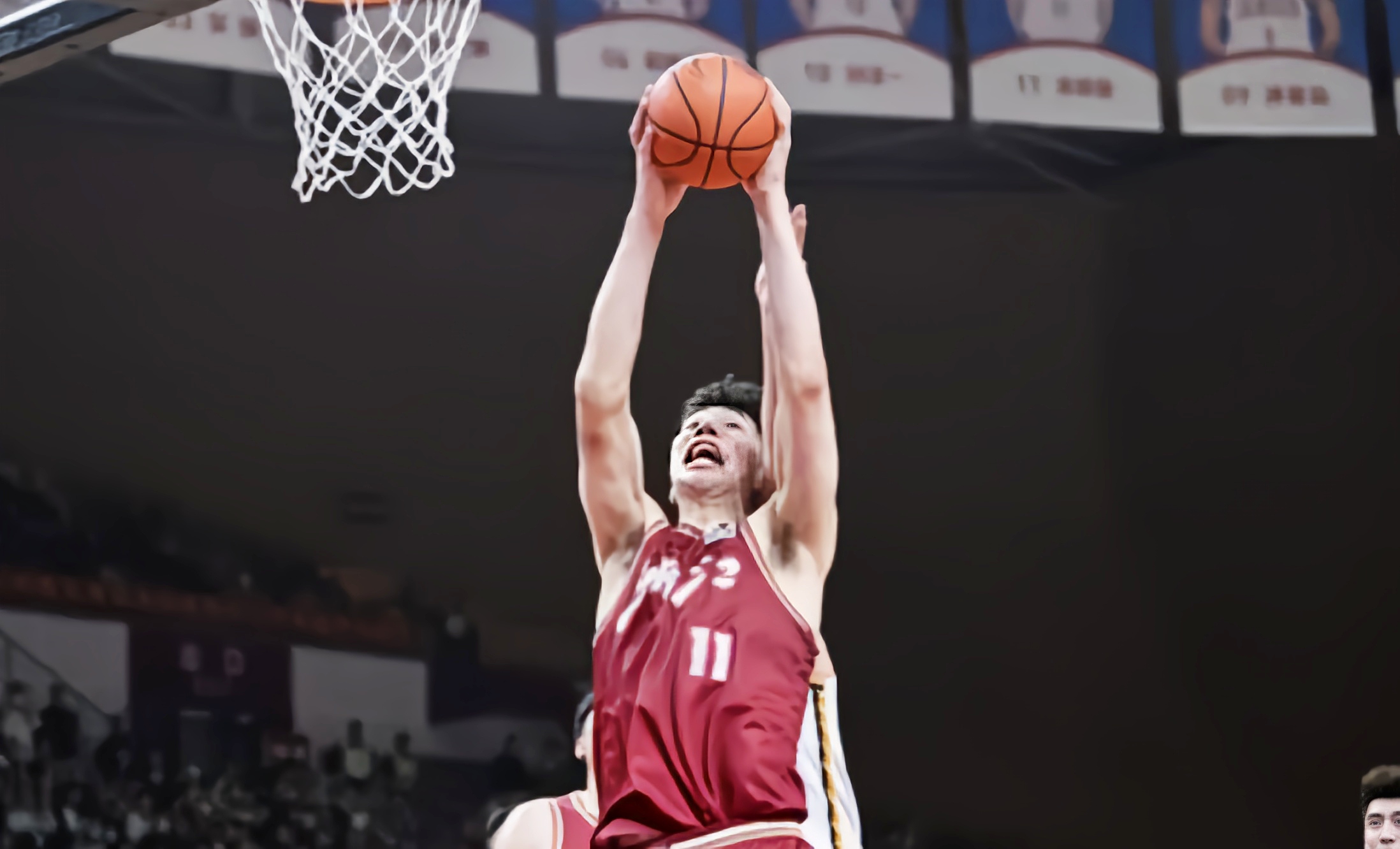 魔术完胜勇士，王哲林点燃赛场