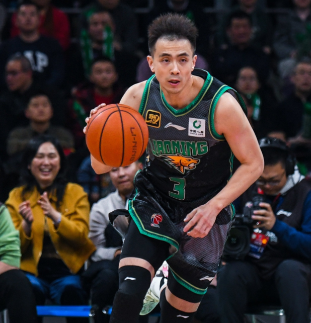 天津队完胜骑士，赵继伟点燃赛场