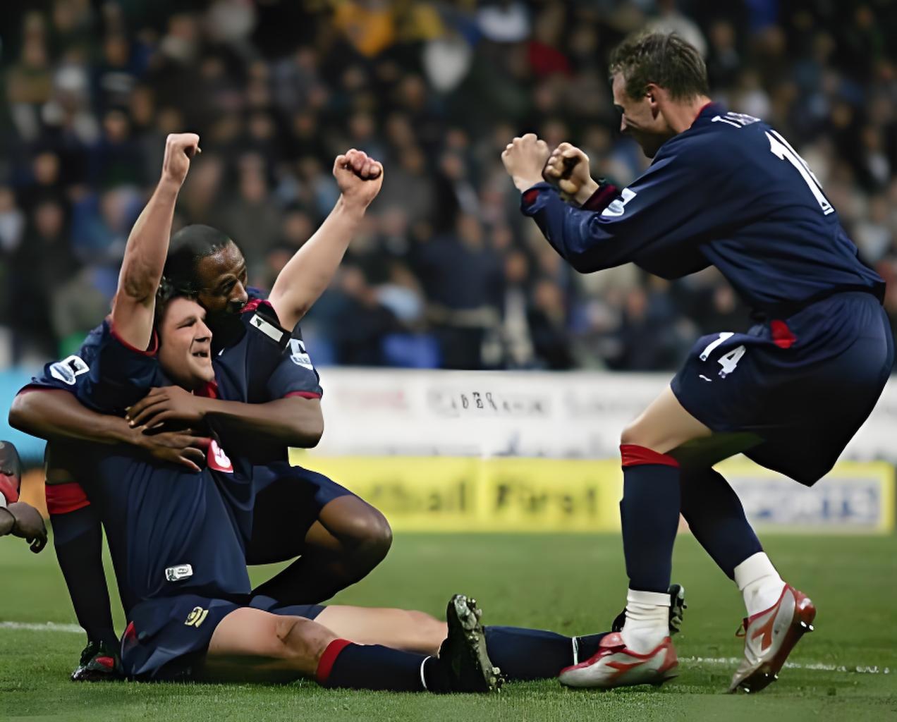 利兹联主场逼平对手，难分胜负的简单介绍