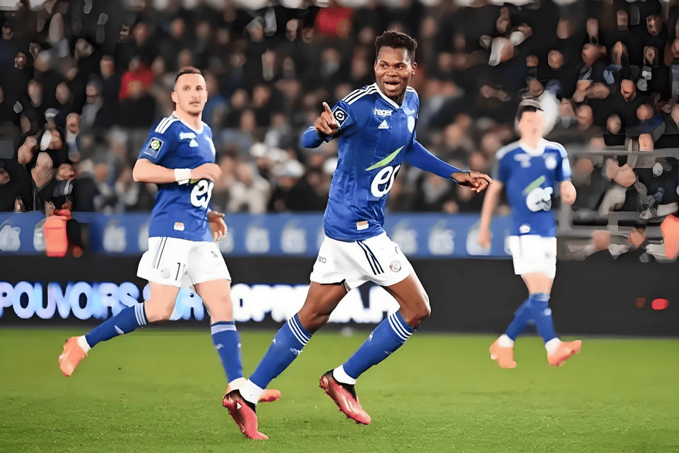 马赛法甲主场连续胜利，展现出色球风的简单介绍