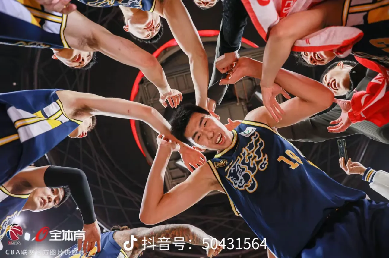 广东队逆转胜利,领先优势扩大 广东队逆转胜利,领先优势扩大