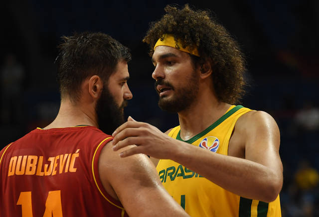 关于利用战术：美国队险胜巴西队的信息