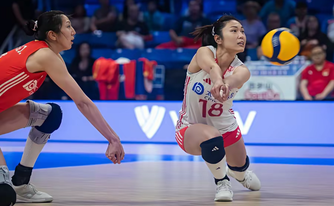 包含激烈对抗下，中国女足以小胜取得胜利的词条