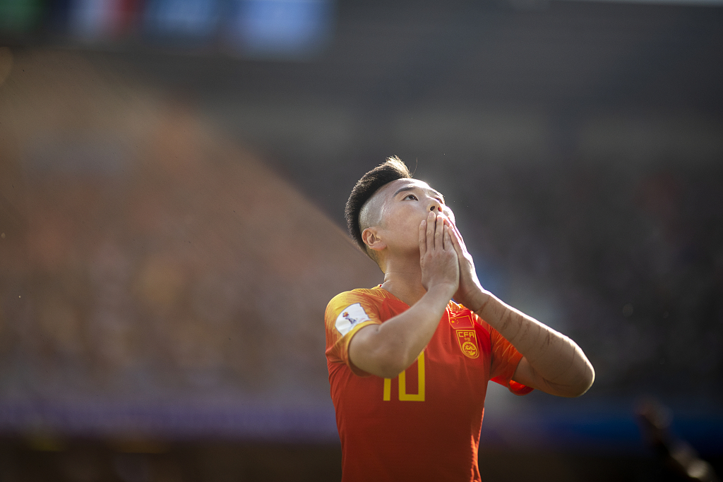 中国女足主力球员李影获得杰出运动员奖项 中国女足主力球员李影获得杰出运动员奖项