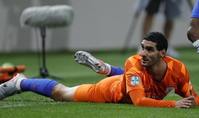 鲁能遭遇两连败，积分榜排名下滑的简单介绍