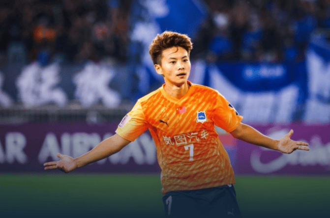 包含国内球员连连出色，亚冠联赛引关注的词条