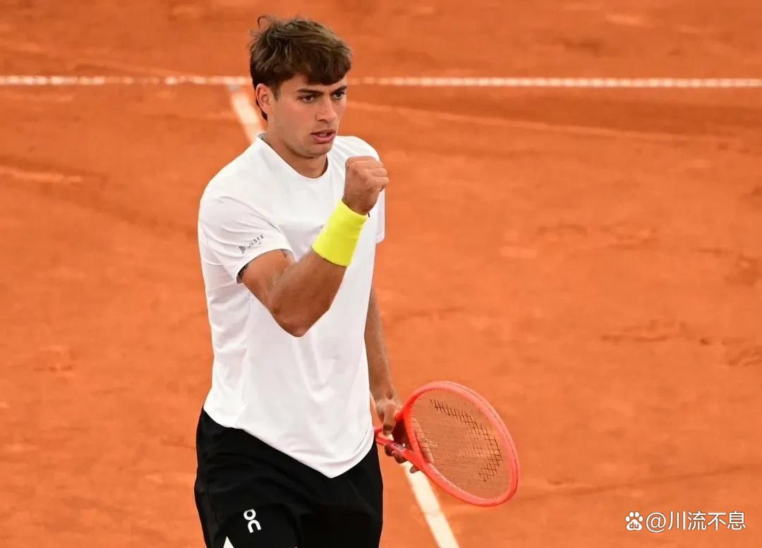 包含法国网球队横扫美国网球队，德约科维奇高光表现的词条