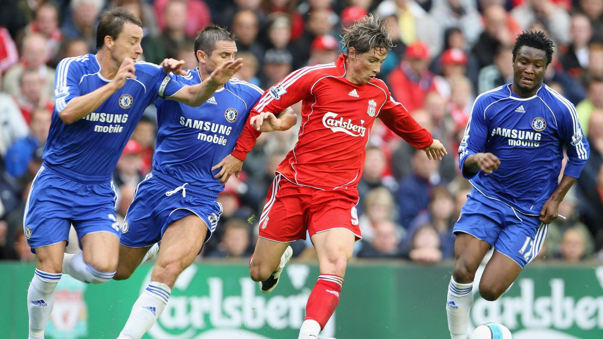 巴斯托尼,从蓝黑防线到欧洲之巅,一记头槌改写英希百年恩怨