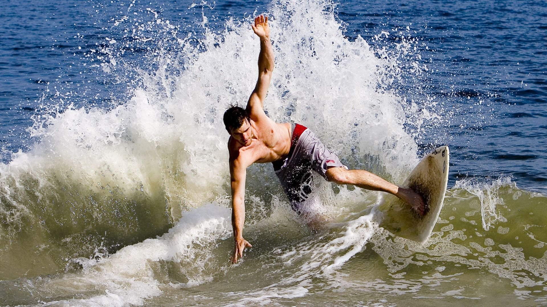 卡瓦哈尔爆发引领战术革命,利物浦爆冷摩纳哥背后的足球哲学转向