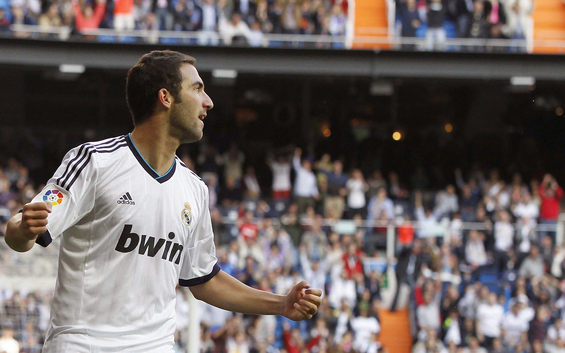 战术的胜利，委内瑞拉如何用南美智慧在国家德比式焦点战中压制加拿大