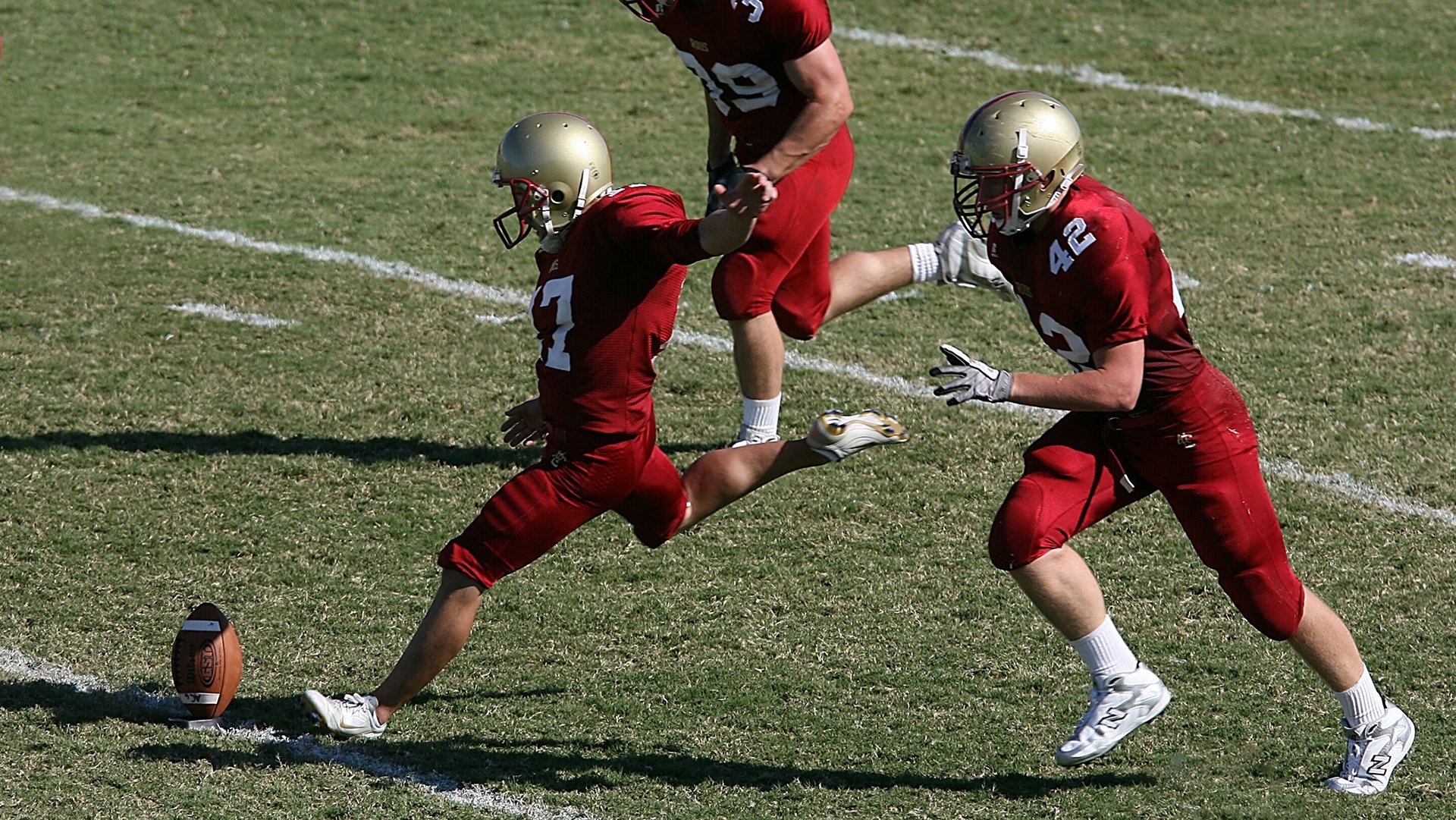 哈弗茨点燃赛场!拜仁绝境逆转马德里竞技,诠释足球的永恒魅力