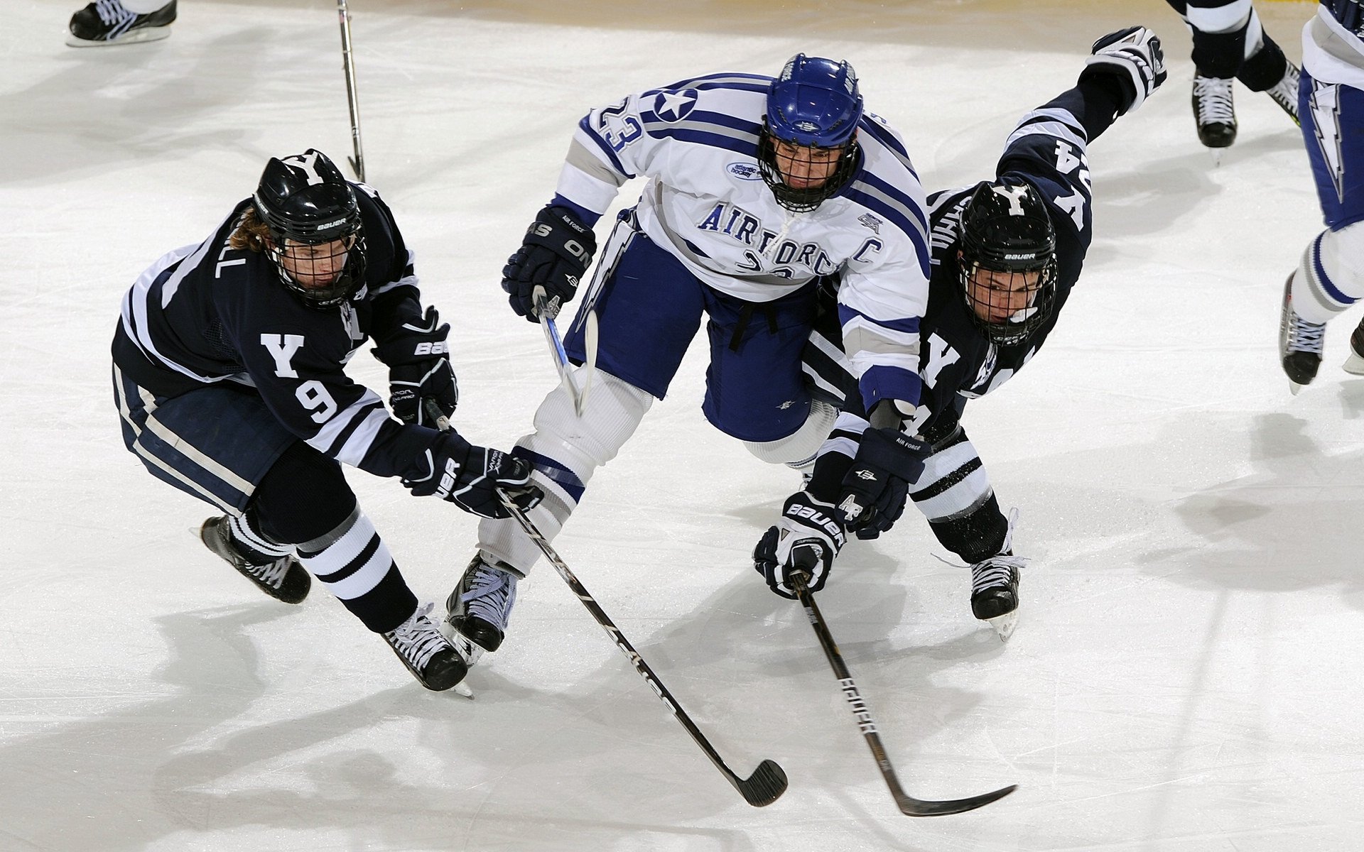 跨界掌控力，尼克斯的节奏艺术与库里式的德比接管时刻