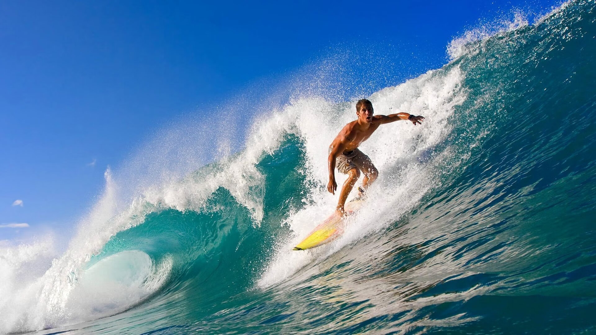 赛道与边境，当F1争冠战火遇上秘鲁封锁韩国的地缘回响